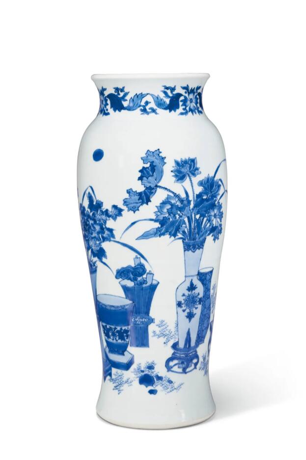 青花缠枝花卉纹折沿菱口大盘领衔纽约亚洲艺术周