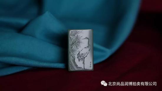 素青阴刻：微中藏万物 玉上隐华章
