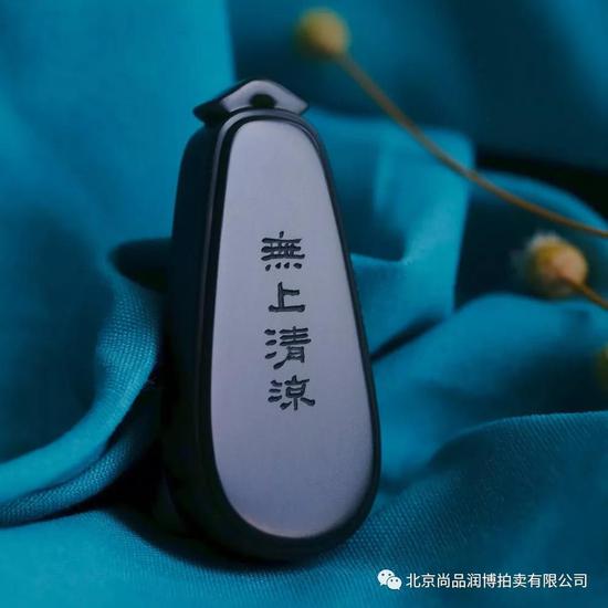 素青阴刻：微中藏万物 玉上隐华章