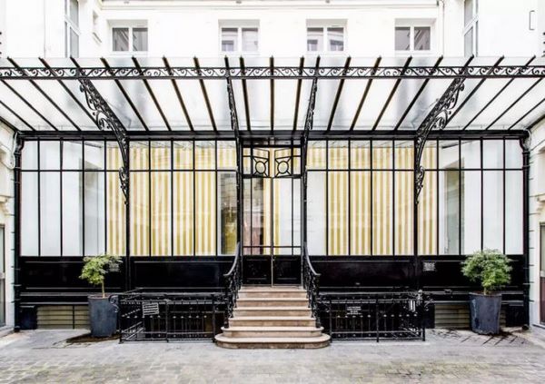 Olivier Mosset 2015 installation 