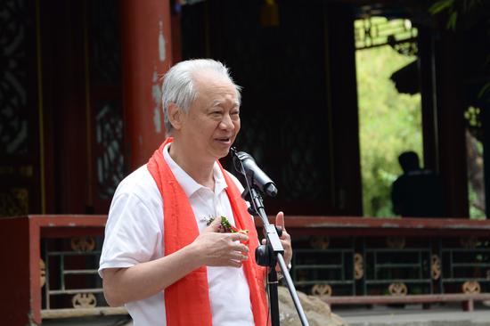 原首都博物馆艺术总监，北京市东城书法家协会副主席徐伟先生致辞