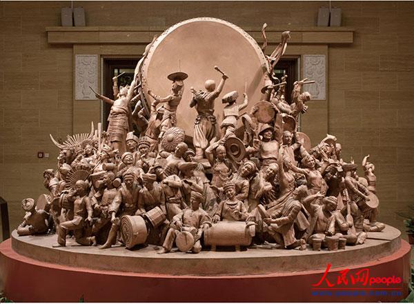 中国雕塑70年：为新中国造像