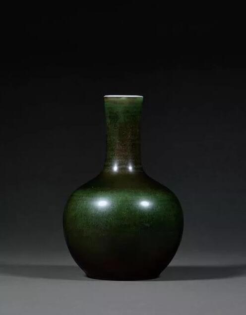 郎窑绿釉瓷器的特征