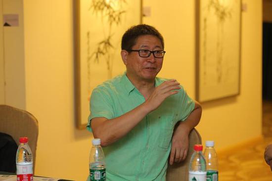国际知名当代艺术家张朝晖