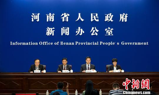 5日下午，河南省政府新闻办举行新闻发布会，介绍古都洛阳70年发展成就。韩章云摄