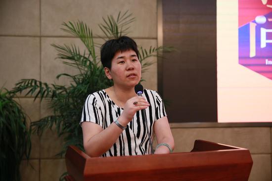 上海工艺美术职业学院院长仓平致辞