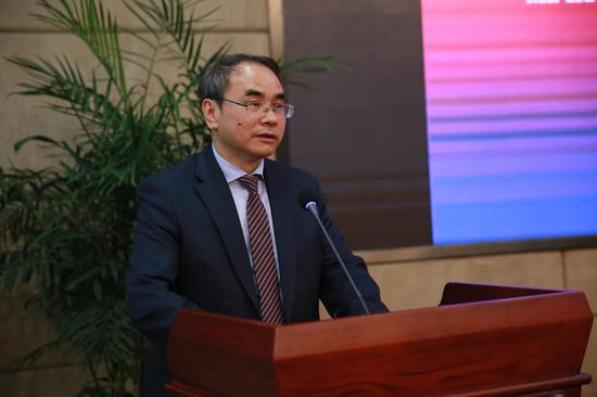 上海艺术品博物馆理事长 胡木清