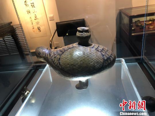 收藏家兰州展数百件精品砚滴：千年文雅以飨民众