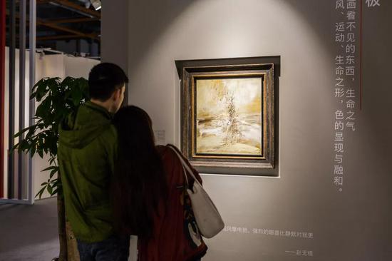预展首日宾客盈门 稀世真藏专场明日率先举槌