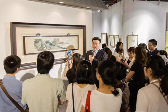 预展首日宾客盈门 稀世真藏专场明日率先举槌