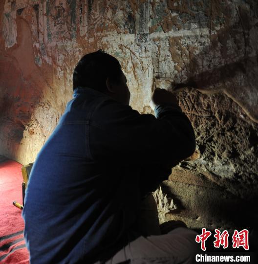 草原敦煌阿尔寨石窟已完成10座石窟壁画修复保护