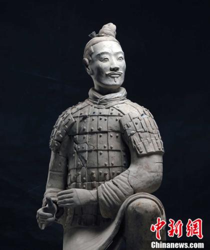清华举行周秦汉唐文化与艺术特展 一级文物近200件