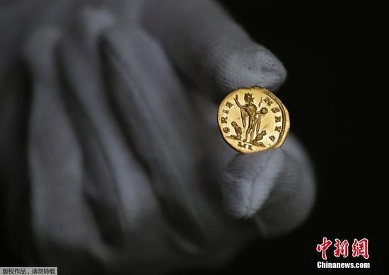 世界仅存的两枚古罗马金币被拍483万