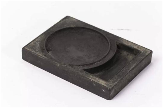 砚形墨 8.9x6.3x1.2cm