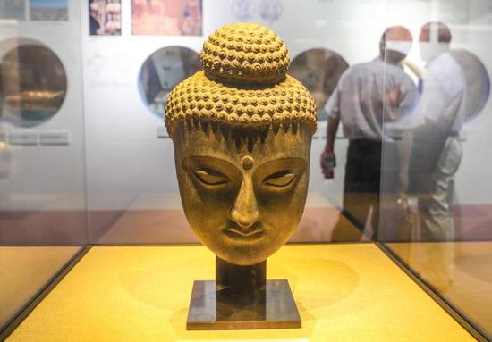 犍陀罗佛头