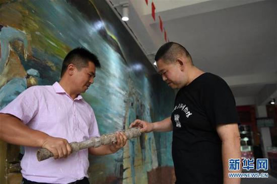 红色文物收藏家：让文物讲述长征故事