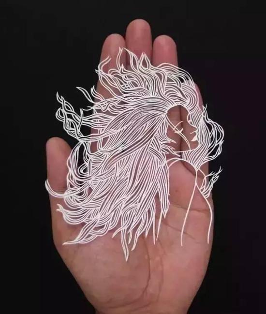 他们把平板纸玩出了3D效果