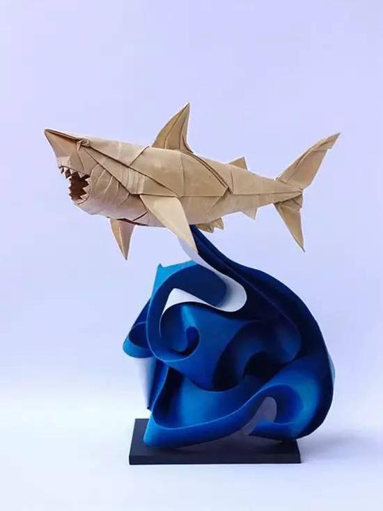 他们把平板纸玩出了3D效果