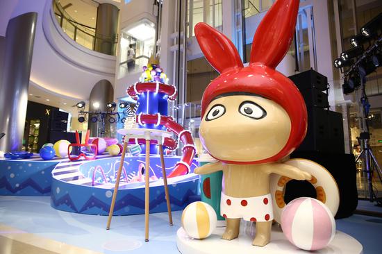 A仔全国首展:香港艺术家B.wing笔下人物登陆北京