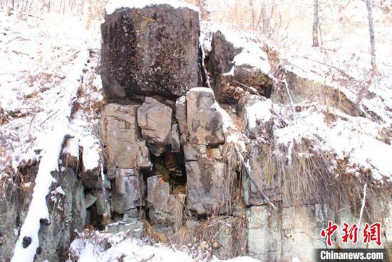 中国最冷小镇呼中发现距今约7000年岩画