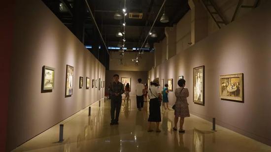 油画大师柯尔内留·;巴巴作品中国巡展在京开幕
