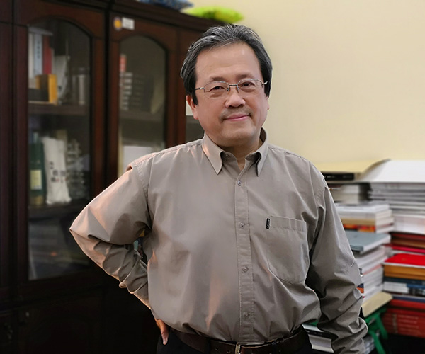 冯远：艺术家当不负历史与时代