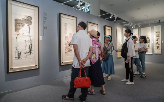 华艺国际25周年：2019春拍深圳精品巡展圆满落幕