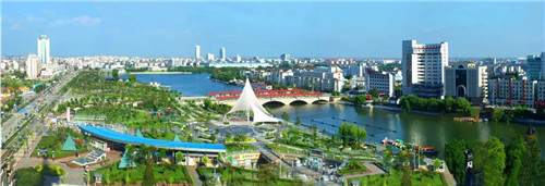 荣宝斋画院来古盐运河落户啦！快看， 书画家在凤城河风景区怎么采风的？