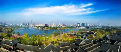 荣宝斋画院来古盐运河落户啦！快看， 书画家在凤城河风景区怎么采风的？