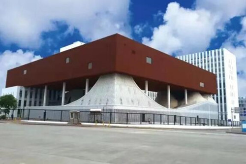 ▲深圳市艺之卉百年时尚博物馆