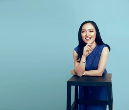 范妮莎．阿迪古梭莫。摄影：WINSTON GOMEZ FOR FORBES INDONESIA