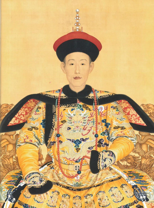 清乾隆　佚名《乾隆皇帝朝服像》轴　绢本设色　局部© 北京故宫博物院