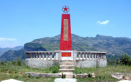 全国旅游市场持续升温 红色旅游成为新亮点