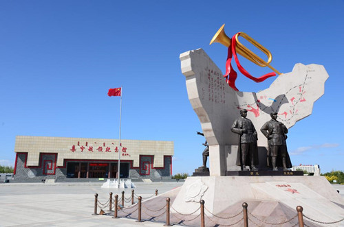 全国旅游市场持续升温 红色旅游成为新亮点
