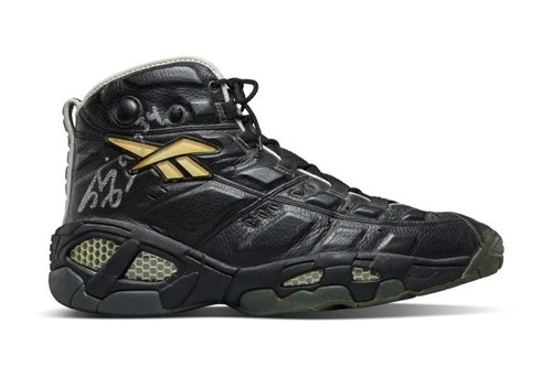 Shaquille O’Neal Game Worn Dual Signed Reebok Dunkmob PE