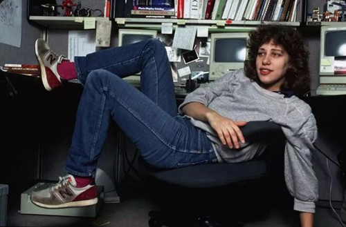 年轻时的 Susan Kare