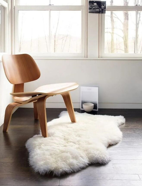 Eames Molded Plywood Lounge Chair