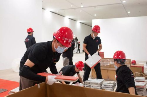 跟着成都市美术馆设计师一起提前感受超燃展场