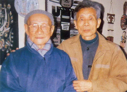 1990年林风眠与吴冠中于香港合影