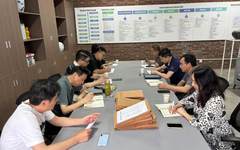 校纪委书记张以林参加手工艺学院本科教学评估及就业工作推进会