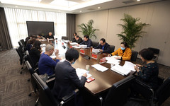 党委理论学习中心组（扩大）专题学习习近平总书记在全国脱贫攻坚总结表彰大会上的重要讲话精神