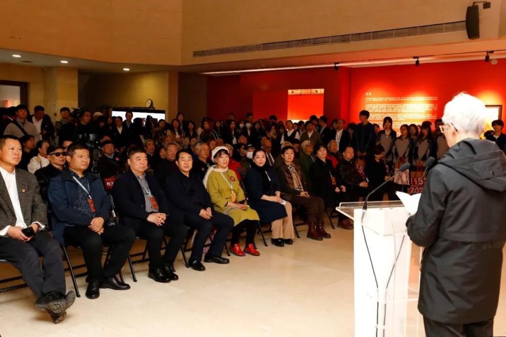 鲁迅美术学院附中举行建校70周年暨复建25周年庆祝大会