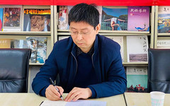 屈健到附中调研指导工作