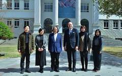 中欧论坛创始人高大伟访问天津美术学院，深入探讨文化传承与传播