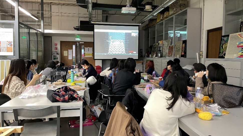 【课程交流】清华美院美92服装设计2019级本科生课程《纺织材料学》：材料课从快乐训练到材艺表达