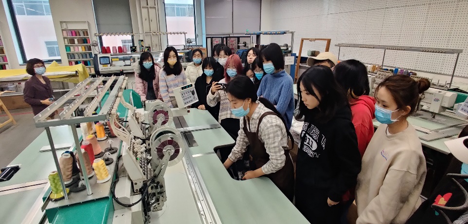 【课程交流】清华美院美92服装设计2019级本科生课程《纺织材料学》：材料课从快乐训练到材艺表达