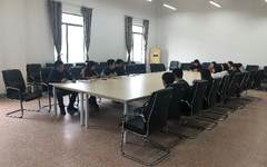 党委副书记卢斌深入学生展开“不忘初心，牢记使命”专题调研