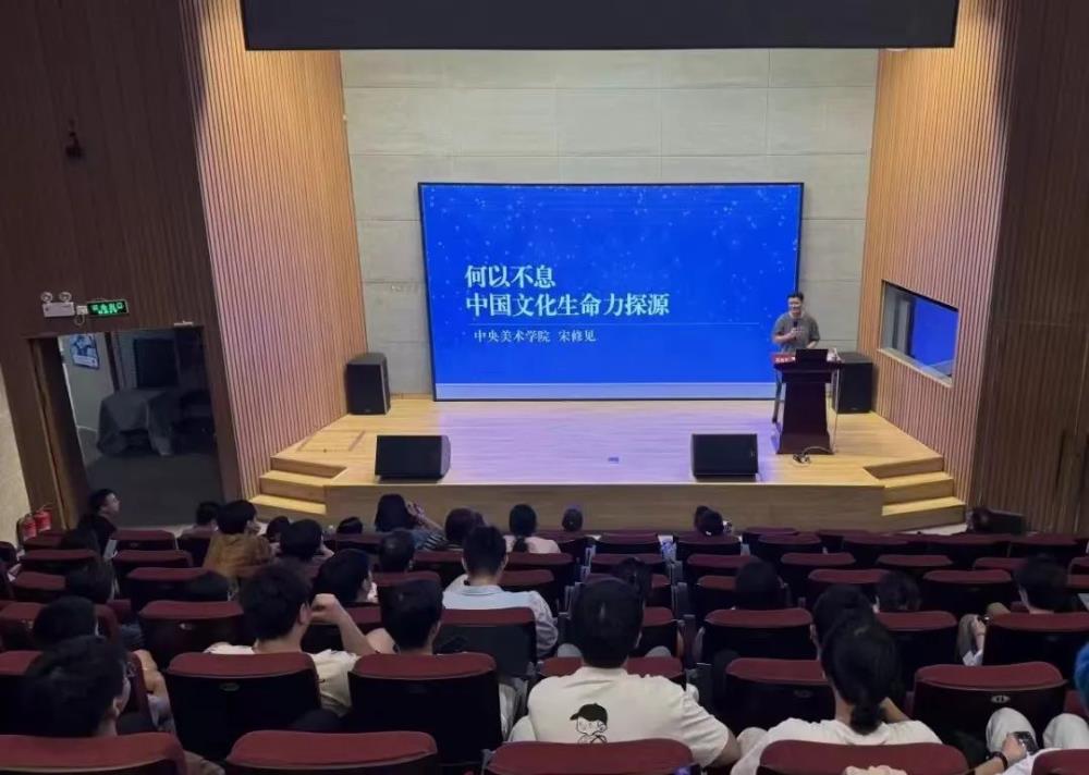 深化交流 共谋发展 ——中央美术学院马克思主义学院到鲁迅美术学院调研交流