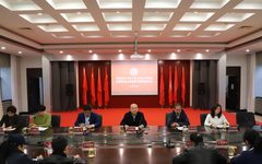 学院召开贯彻落实习近平总书记在学校思想政治理论课座谈会上的讲话精神座谈