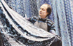 吴元新：蓝印花布来自于生活，还必须要回到生活